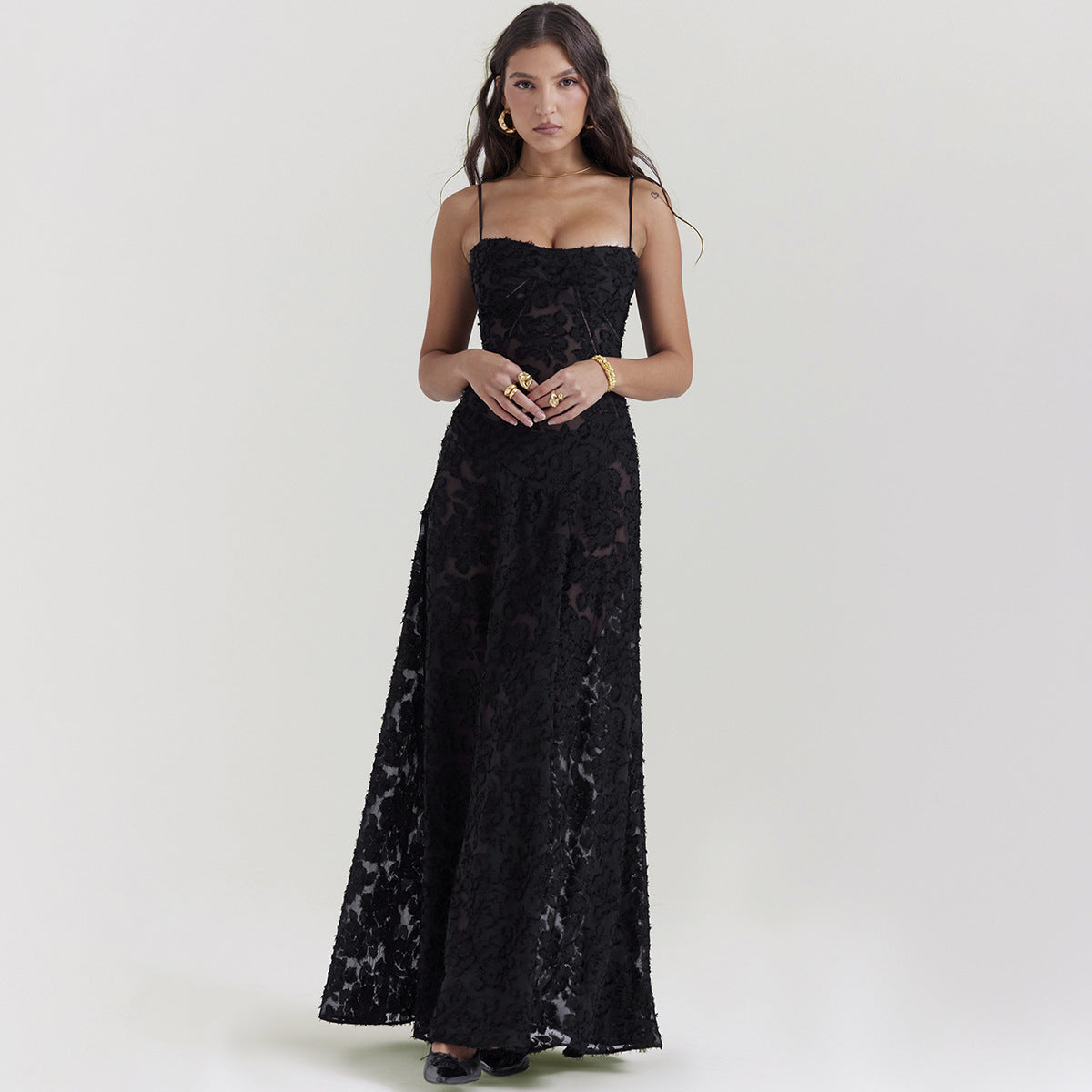 Elegant Lace Maxi Dress - Strapless Summer Evening Dress with Feminine Charm
