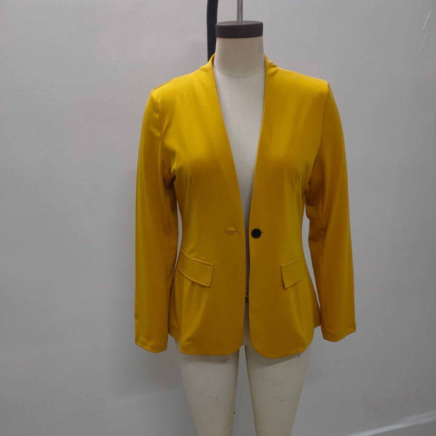 Damen Slim Fit Blazer – Elegant, Business & Moderner Schnitt