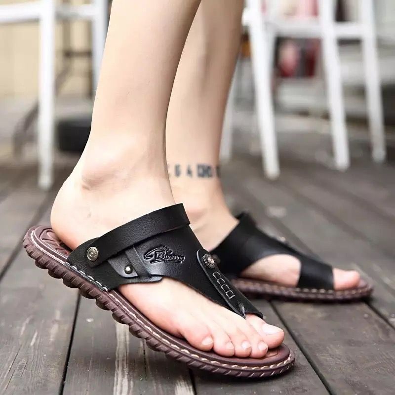Men's Beach Sandals | Lightweight & Comfortable Summer Slippers