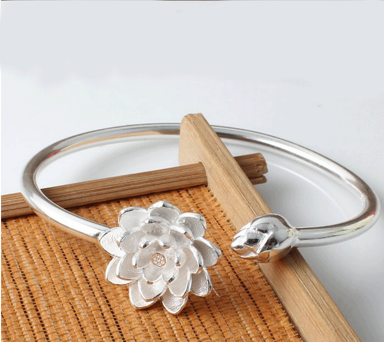 Silbernes Armband mit Schneelotus-Motiv, modisch im koreanischen Stil, offener Damenstil