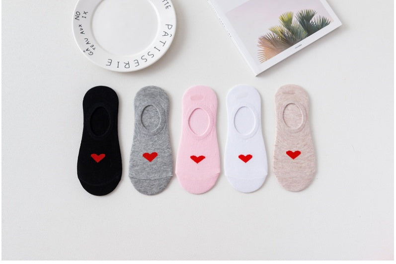 Women's Heart Print Sneaker Socks | Invisible Non-Slip Socks