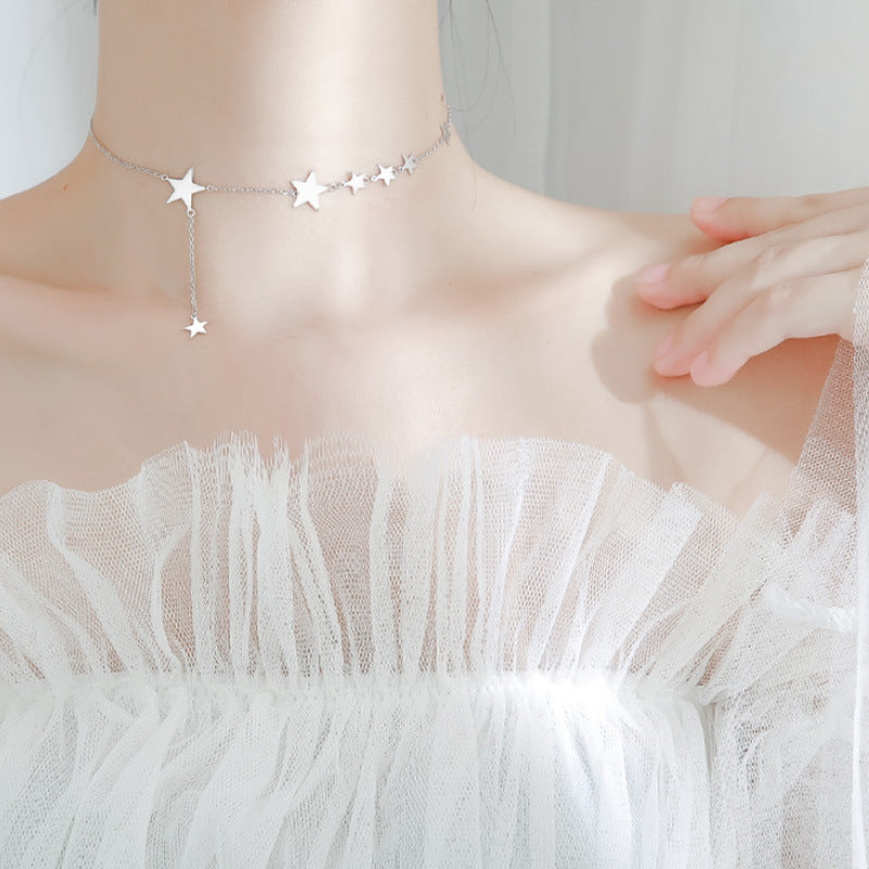 Delicate Star Necklace Short - Sparkling Women's Jewelry for an Elegant Look