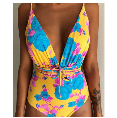 Elegant Women's Backless Monokini – Figure-Hugging One-Piece