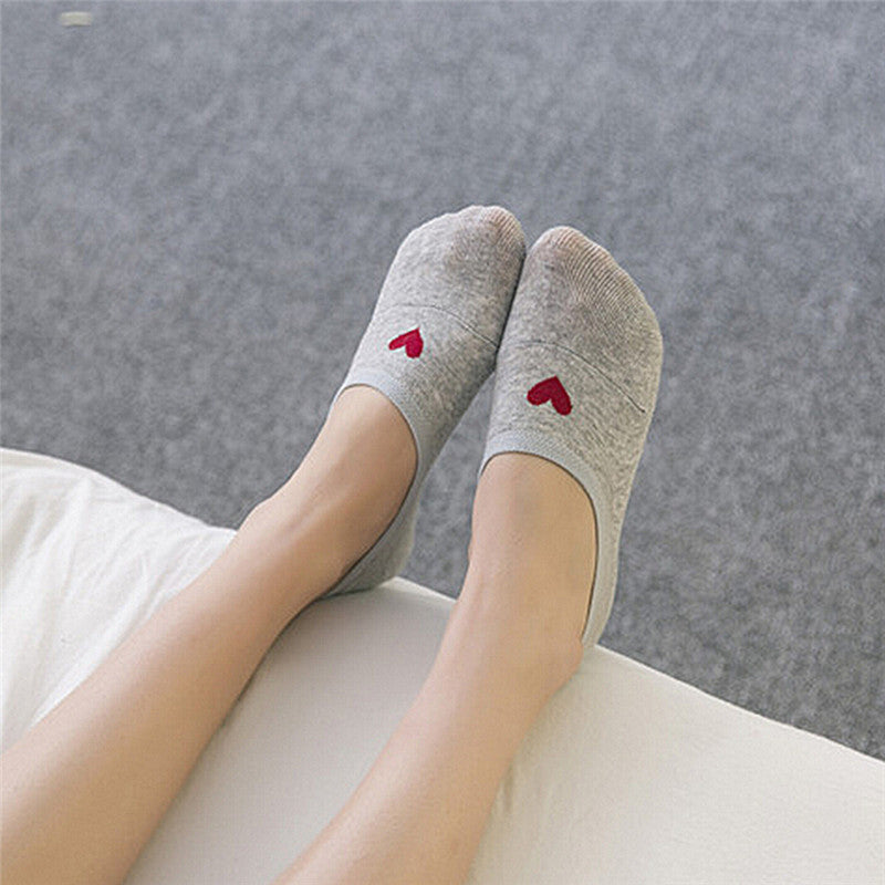 Women's Heart Print Sneaker Socks | Invisible Non-Slip Socks