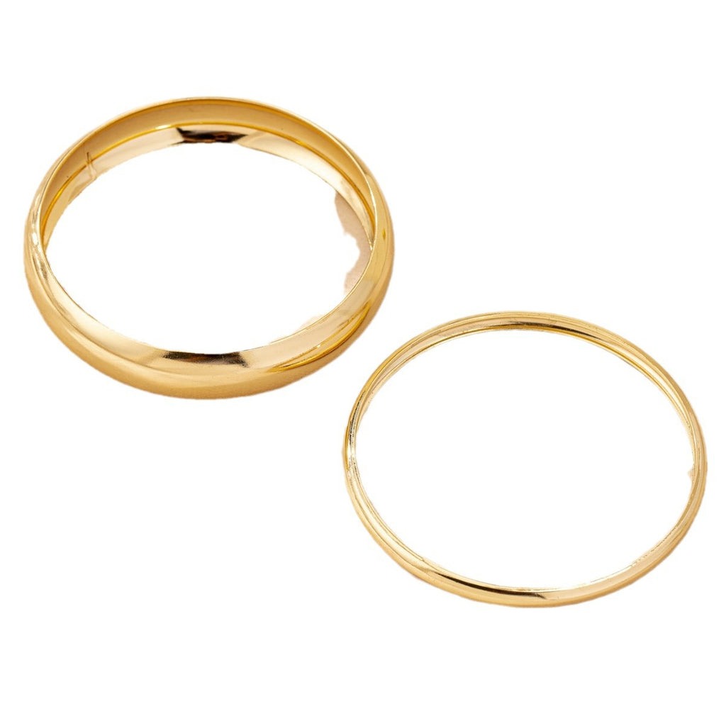 Extravagant Minimalist Traditional High-Gloss Bracelet