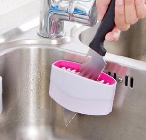 Creative Kitchen Knife and Fork Chopstick Cleaning Brush with Suction Cup Fruit and Vegetable Cleaning Brush Kitchen Cleaning Brush