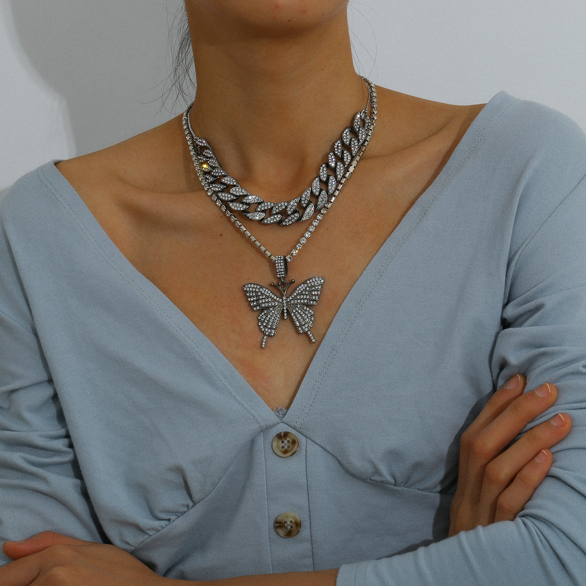 Sparkling Butterfly Necklace with Zircon – Elegant Women's Jewelry