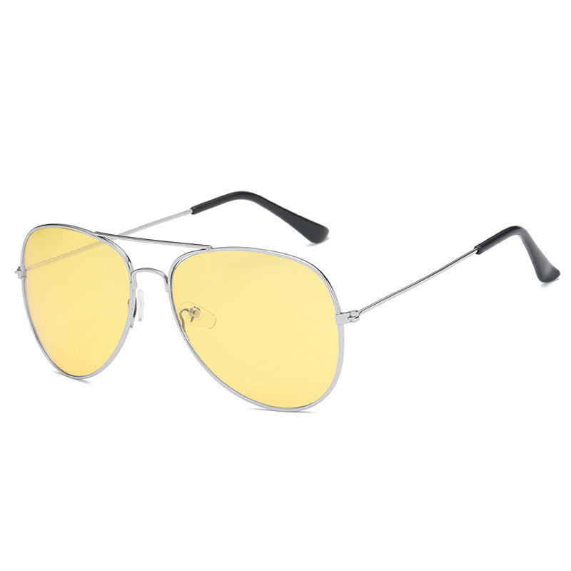 Unisex Sonnenbrille | UV Schutz | Moderne Brille