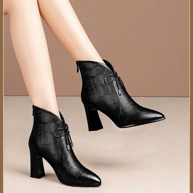 Damen High Heels mit Schleife | Elegante Spitze Pumps
