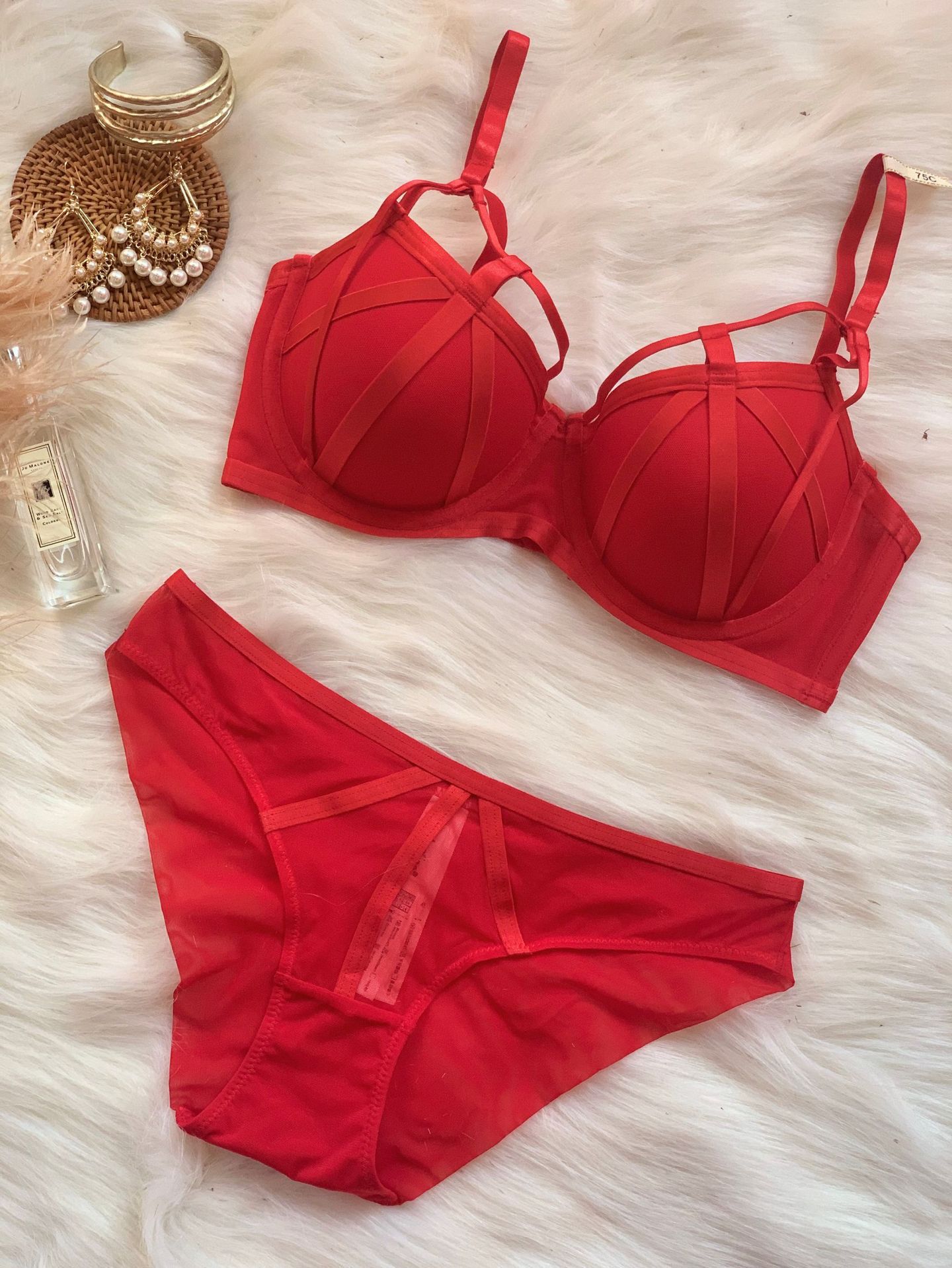 Plus Size Lace Bra Set | Push-Up Lingerie with Lacing
