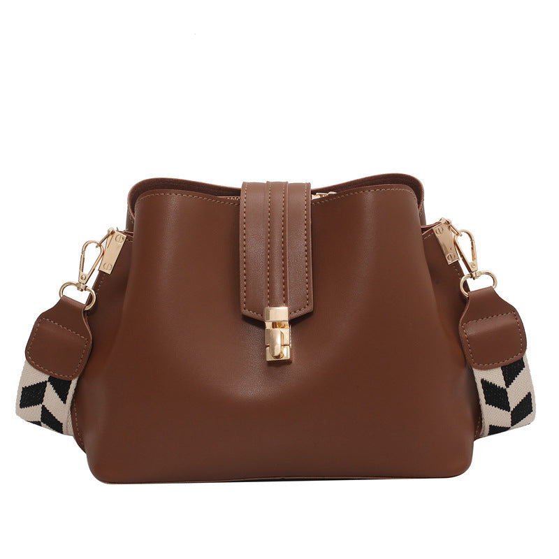 Women's Bucket Bag with Wide Strap – Stylish & Comfortable