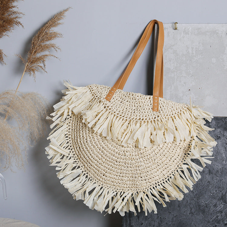 Women's Straw Bag Tassel Retro Beach Bag Shoulder Bag Summer