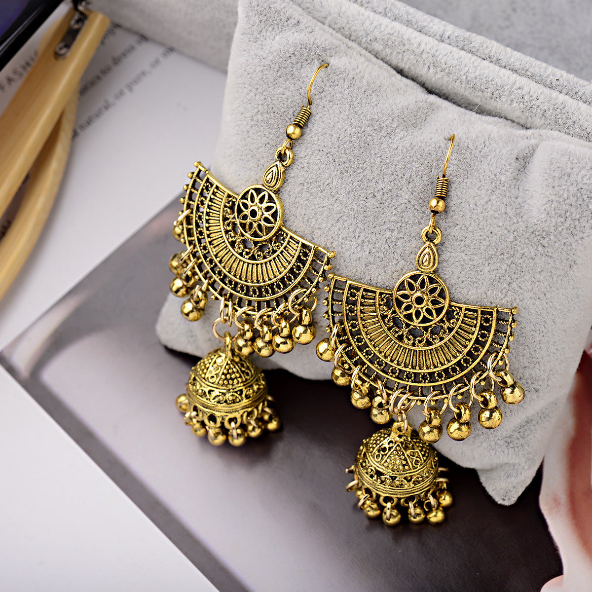 Vintage Glocken-Tassel Ohrringe – Funkelnde Strass Ohrhänger für Damen