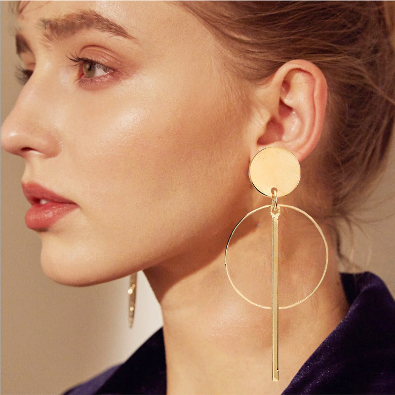 Kreis Tassel Ohrringe – Elegante Ohrstecker mit stilvollen Quasten