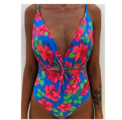 Elegant Women's Backless Monokini – Figure-Hugging One-Piece
