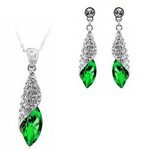 Elegantes Schmuckset – Halskette & Ohrringe im Perfekten Set für Damen
