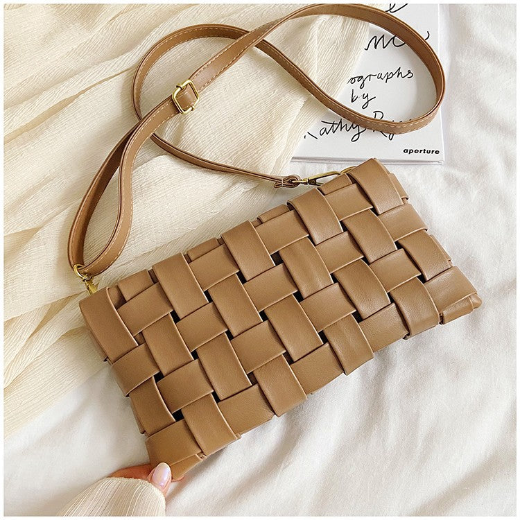 Luxury Women's Shoulder Bag Braided Look Made of PU Leather