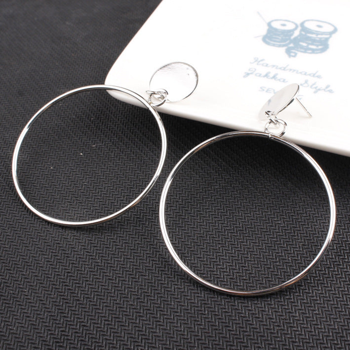 Temperament Circle Earrings - Elegant Everyday Jewelry for the Modern Woman