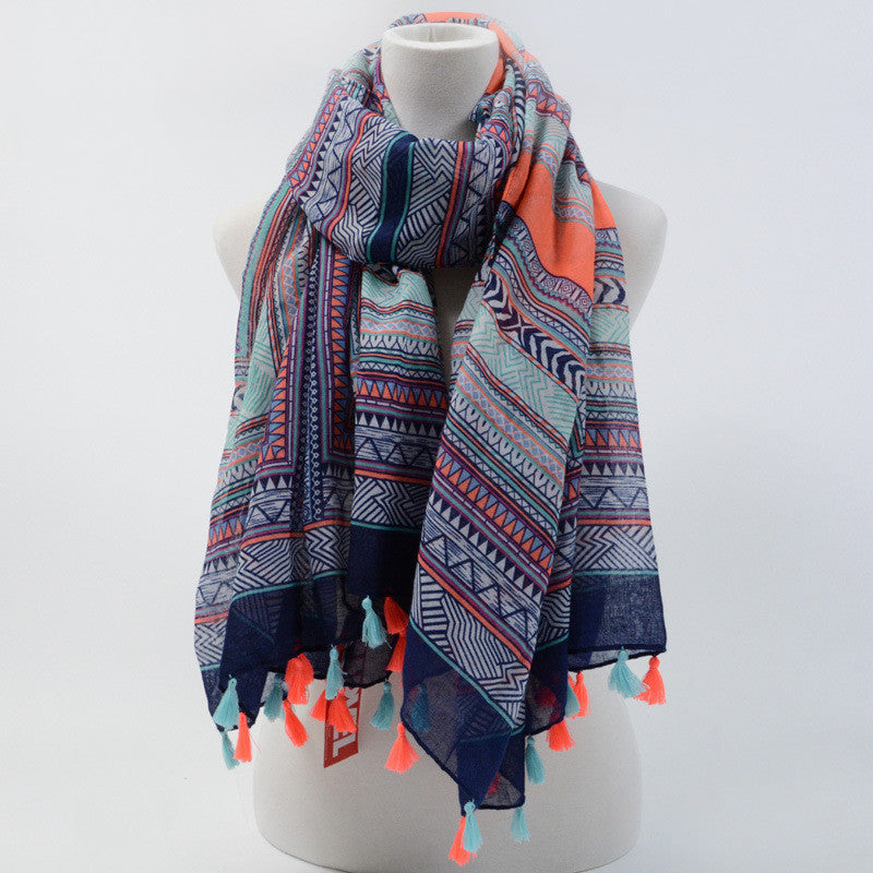 Boho Bart Schal Winter | Kreativer Strickschal mit Bart Design