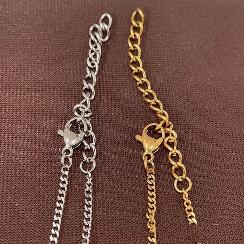 Locket Book Necklace – Perfect Jewelry for Book Lovers