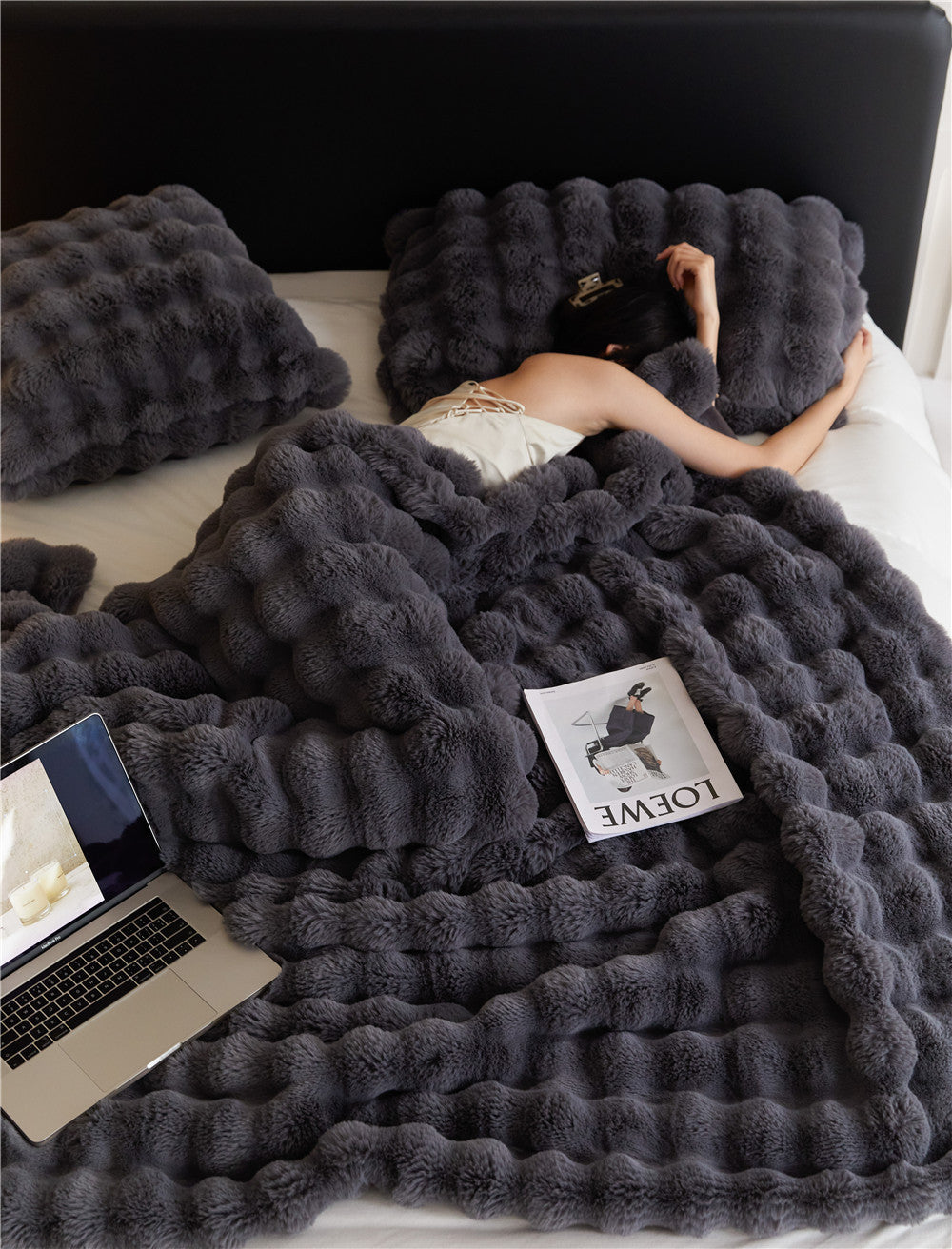 Kuscheldecke Bubble Velvet | weich warm flauschig modern