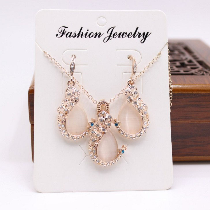 Elegant Teardrop Jewelry Set with Rhinestones – Necklace & Earrings for Special Occasions
