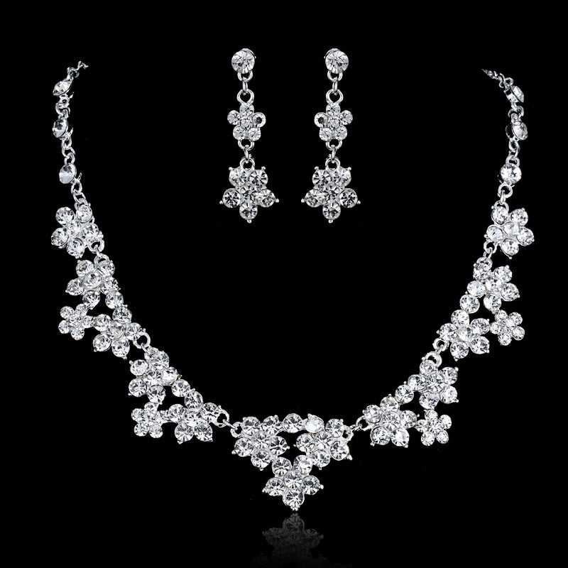 Exclusive Bridal Jewelry Set – 3-piece with Necklace, Earrings & Bracelet in Elegant Design