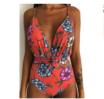 Elegant Women's Backless Monokini – Figure-Hugging One-Piece