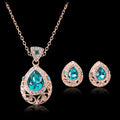 Elegant jewelry set with delicate hollow pattern – necklace & earrings in a modern design