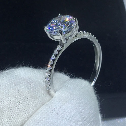 925 Sterling Silber Verlobungsring mit funkelndem Zirkonstein