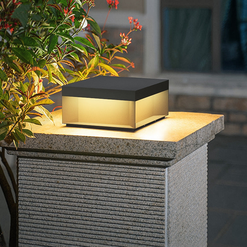 Wasserdichte Solar Gartenleuchte – LED Außenbeleuchtung für Rasen & Garten