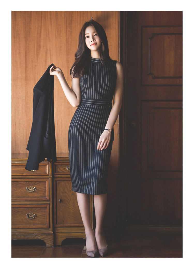 Elegant Business Dress for Women - Figure-hugging Office & Casual Dress