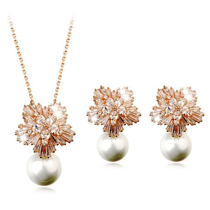 Luxurious Pearl Zirconia Jewelry Set in Korean Design – Necklace & Earrings for Elegant Occasions