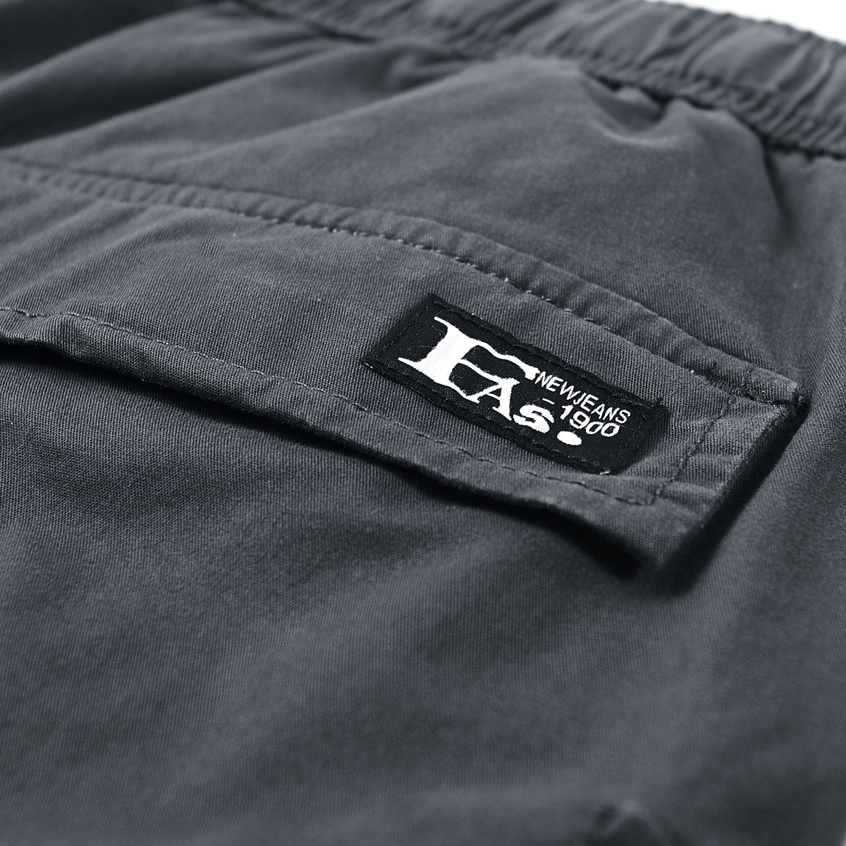 Men's Cargo Shorts Trend Style – Fashionable Casual Shorts with Pockets