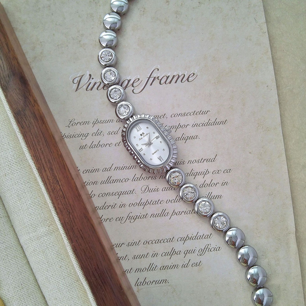 Women's Petite Luxury Oval Watch – Elegant Mid-Century Jewelry Watch