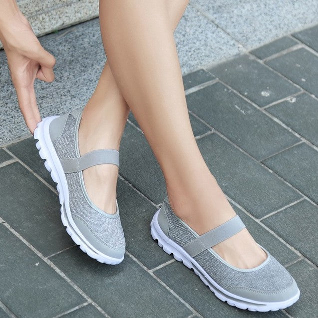 Nurses' Lace-up Flats For Women