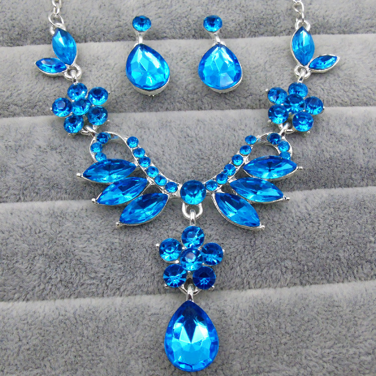 Elegant Bridal Jewelry Set with Zirconia – Necklace & Earrings in Teardrop Design