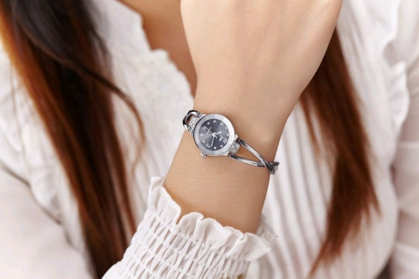 Damen-Studentenarmbanduhr aus Stahl, wasserdicht, Quarz, elektronisch, modisch
