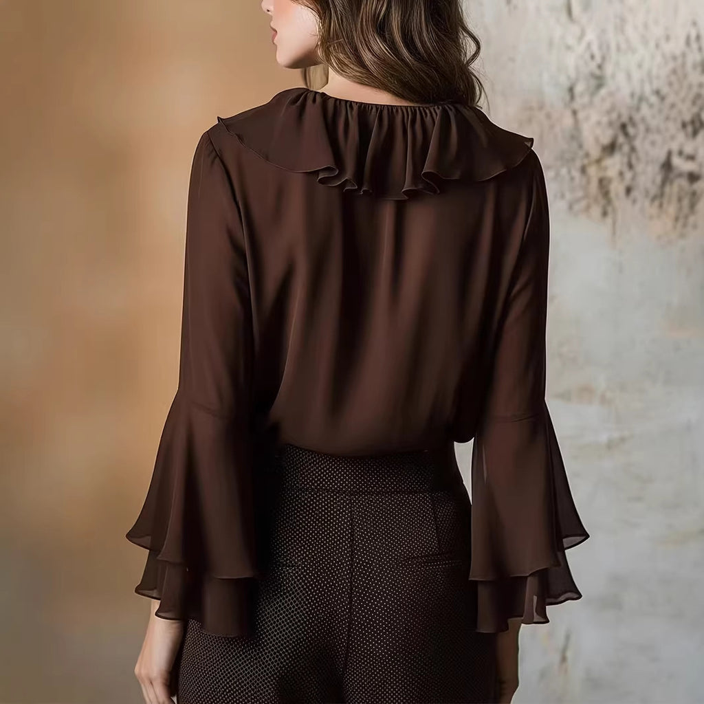 Elegant Women's Blouse with V-Neck and Ruffles – Summery & Feminine