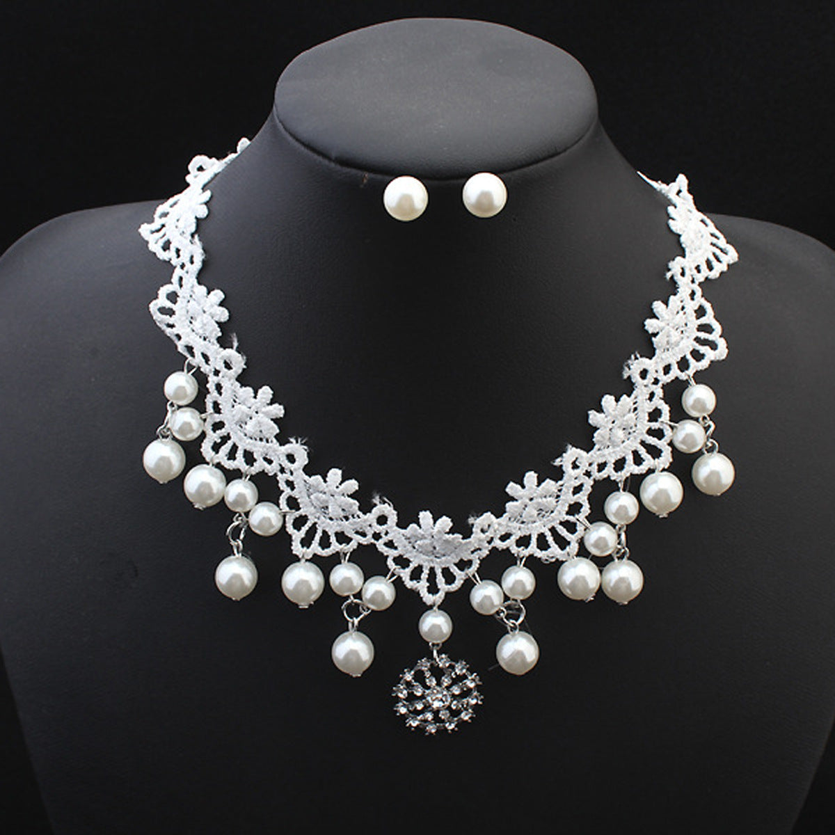 Elegant Pearl Bridal Jewelry Set – High-Quality Necklace & Earrings in a Luxurious Design