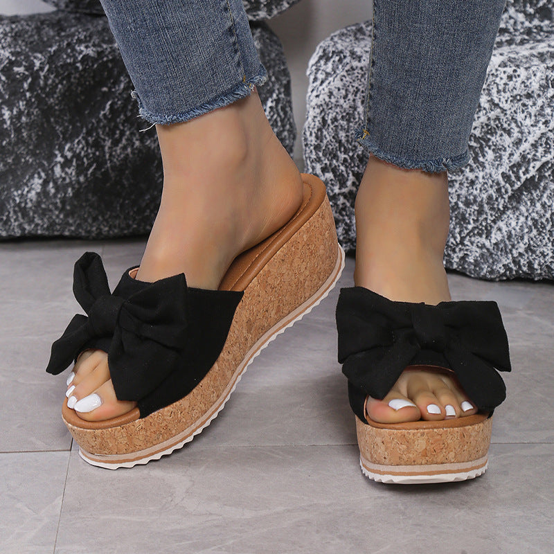 Damen Keil Pantoletten Leo | Schleife Plateau Sommer Schuhe
