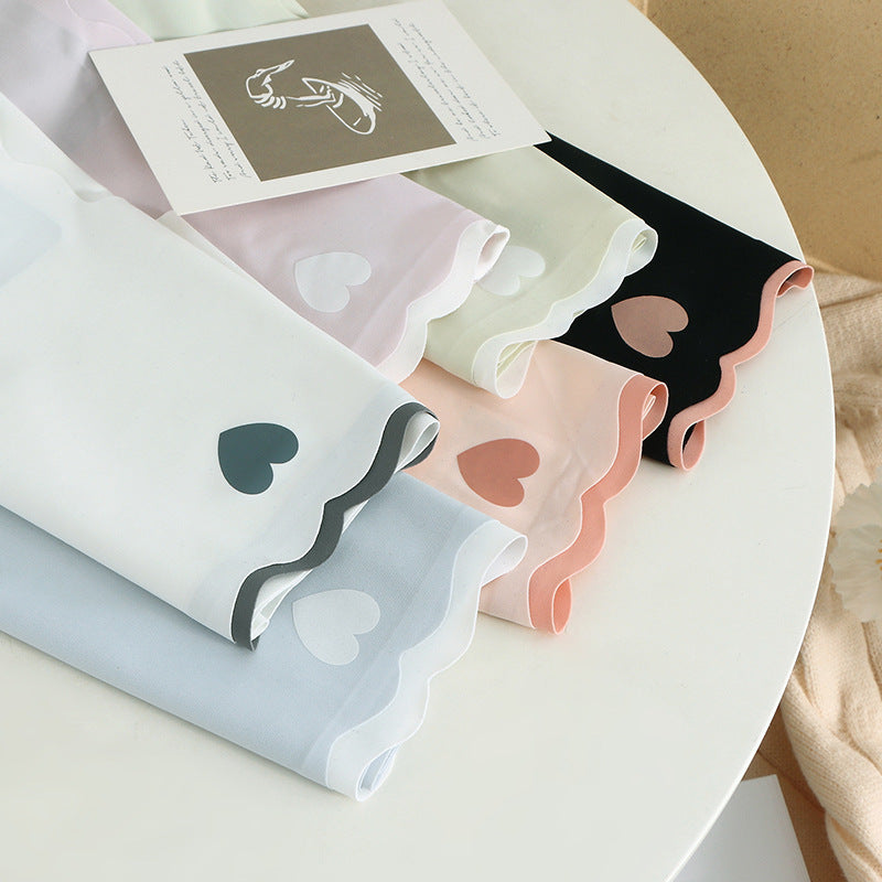 Seamless Women's Briefs Made of Ice Silk – Ultralight, Cooling & Invisible