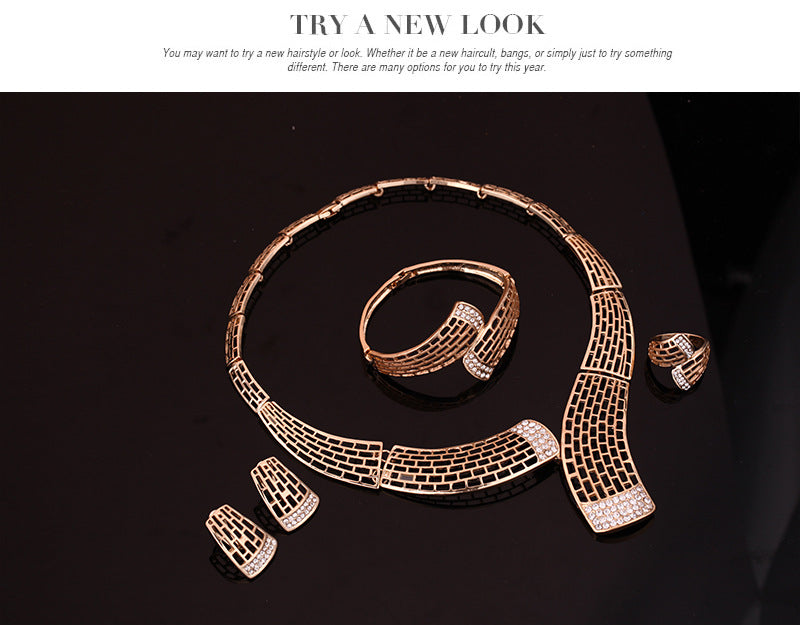 Exklusives Schmuckset mit Zirkonia – Halskette, Ohrringe, Armband & Ring im eleganten Design