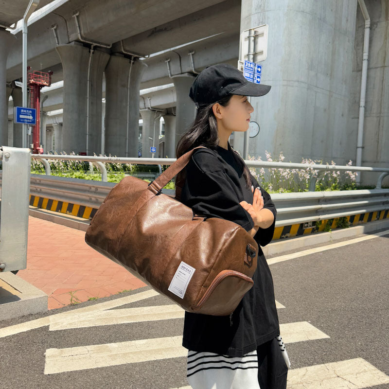 Men's Large Capacity Sports Bag – Fashionable Fitness Travel Bag