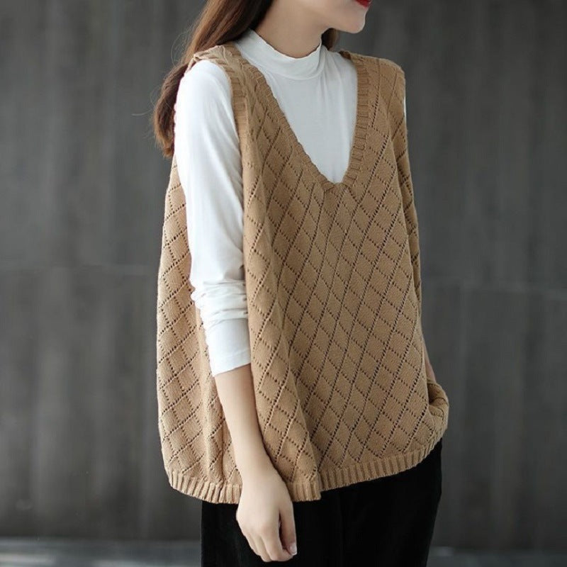 Damen Strickweste mit Cut-Out Muster – Retro, Locker & Stilvoll