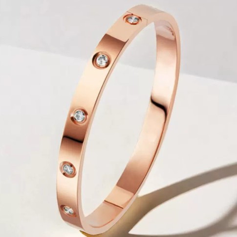 Zirkonarmband mit traditionell chinesischer Ästhetik und elegantem Flair