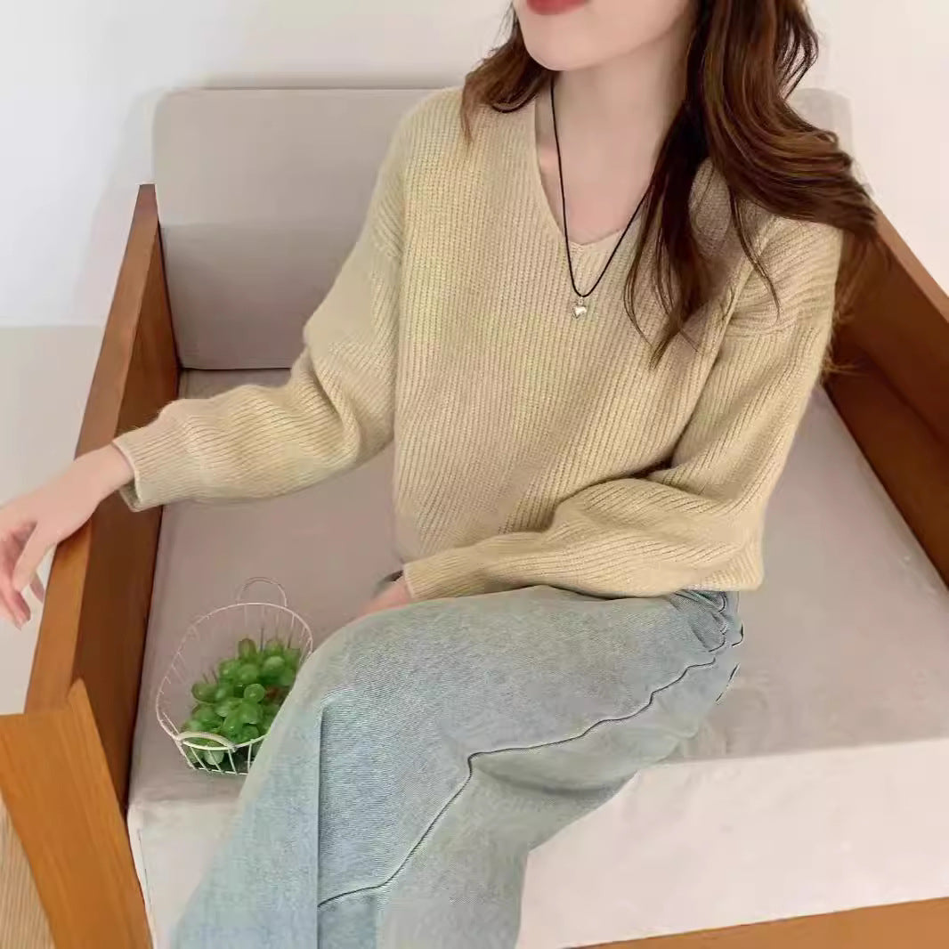 Women's V-Neck Sweater – Long-Sleeve, Elegant & Timeless Basic
