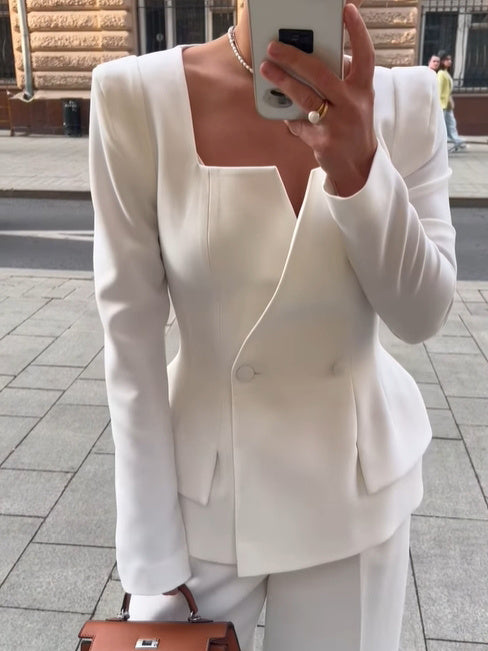 Damen Blazer mit eckigem Kragen – Zweiknopf, Elegant & Zeitlos