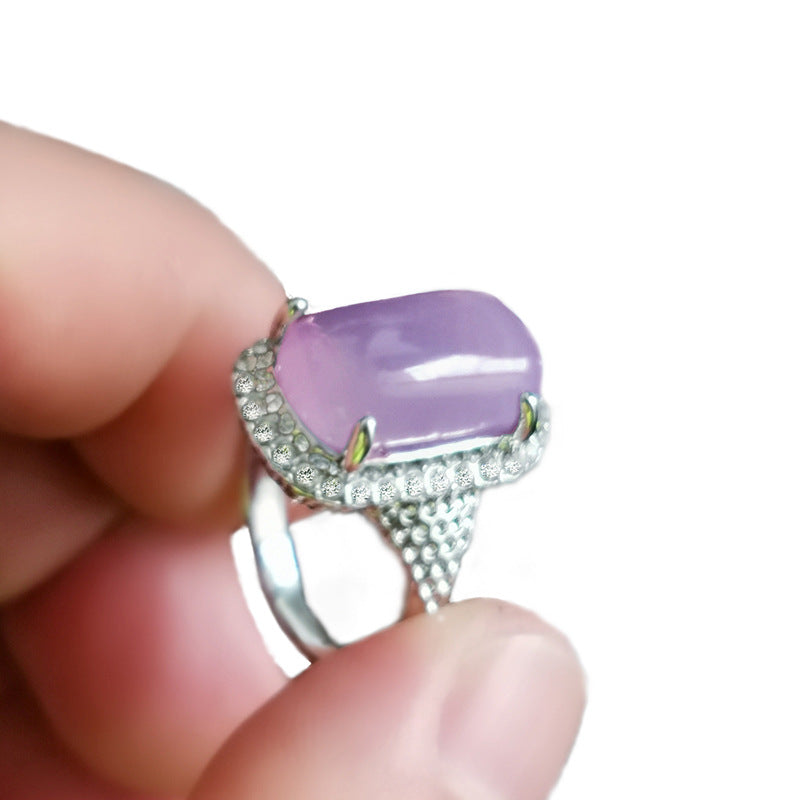 Modische, kreative und beliebte Accessoires: Ringe aus Taro-Kristall