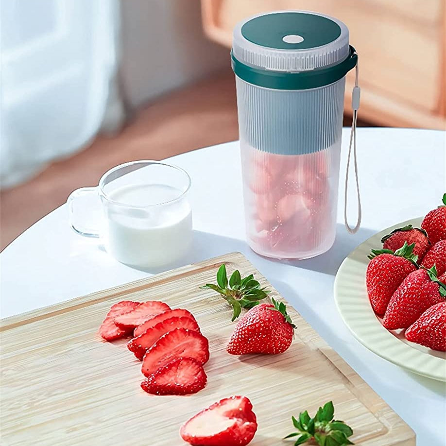 USB Smoothie Maker Bottle - Portable Blender Juicer